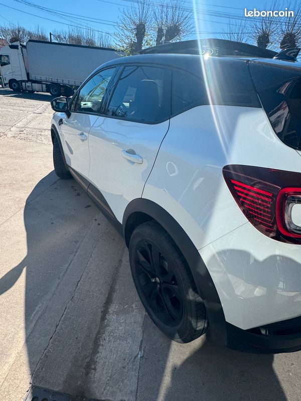 CAPTUR SL Rive Gauche mild hybrid 140 (image 8)