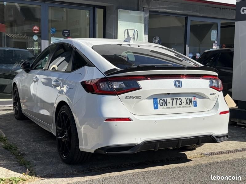 Honda Civic 2.0 i-MMD 184ch e:HEV Sport (image 6)