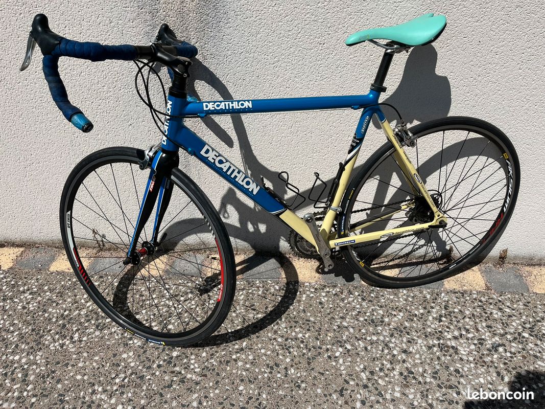 Vends Vélo décathlon penta racing (années 2000) (image 1)