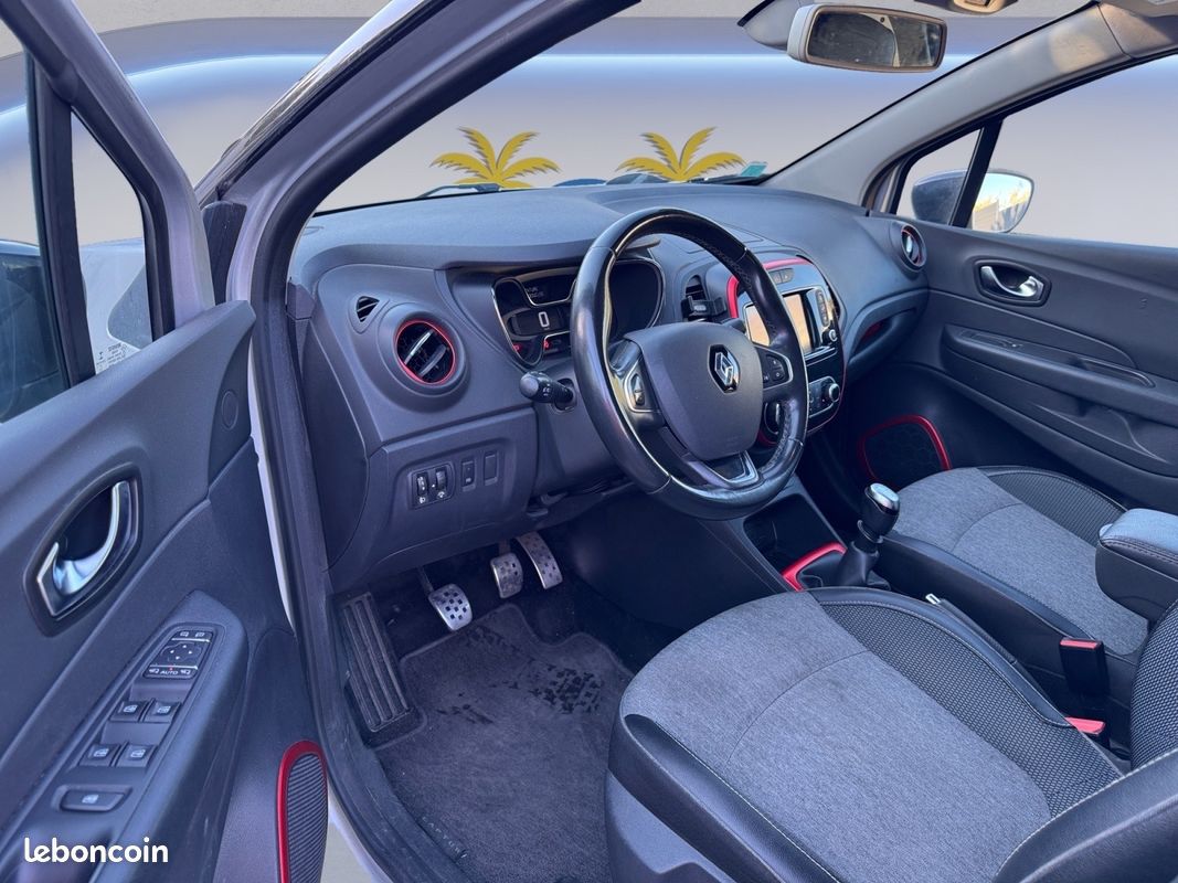 RENAULT CAPTUR TCe 120 Energy Intens GPS (image 10)