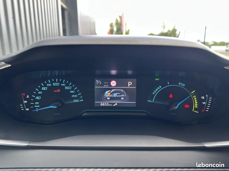Peugeot 208 1.2 Hybrid 110ch Style e-DCS6 (image 36)