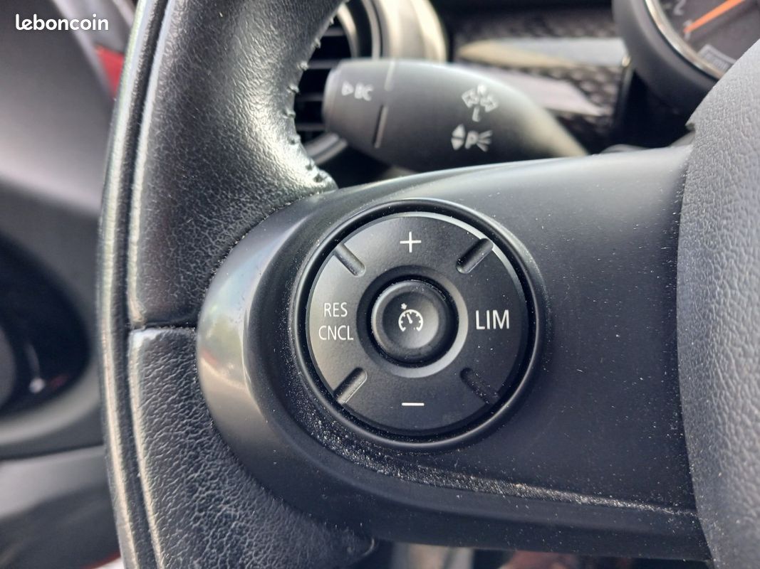Mini (4) Cooper SD 170 ch (image 18)