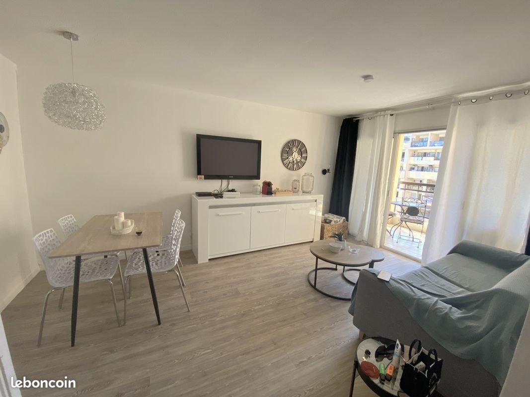 Appartement a louer cannes - 2 pièce(s) - 37 m2 - Surfyn