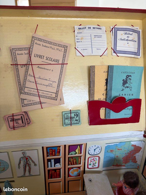 Ancien Jouet École Buissonnière Transcar Avec 5 Poupées – Vintage éducatif