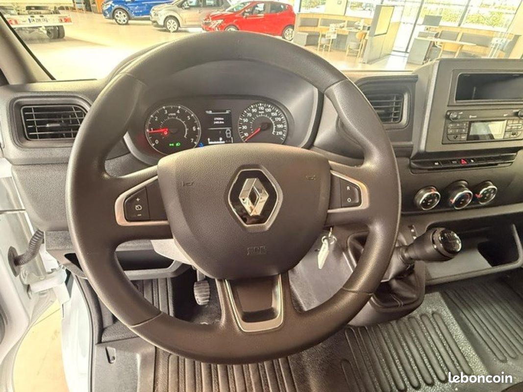 Renault Master Fg F3300 L1H2 2.3 Blue dCi 135ch Confort Euro6E 17900HT (image 18)