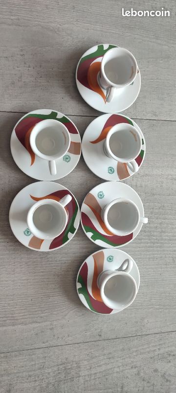 Service à café expresso 6 tasses et soucoupes Lavazza (image 2)