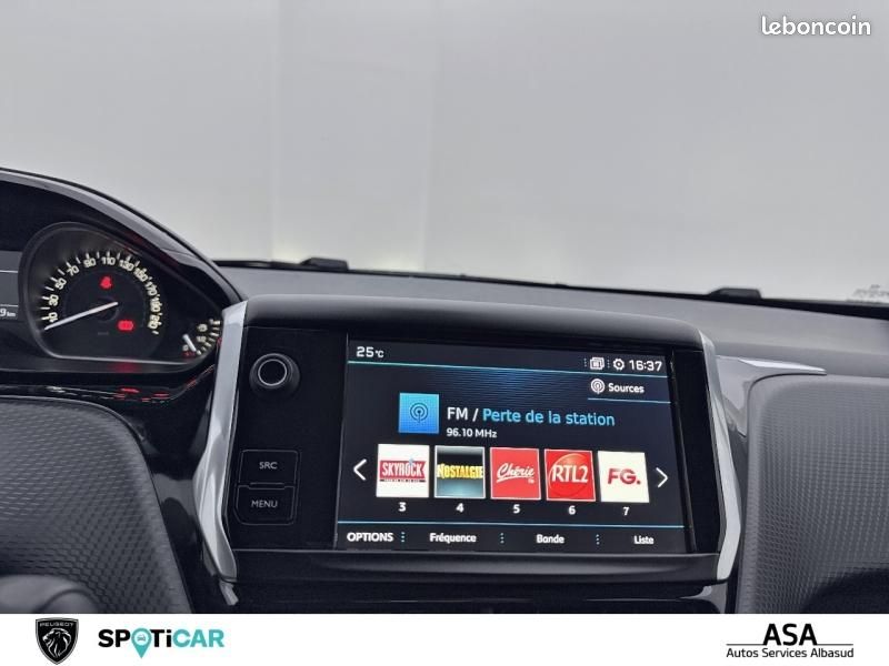 Peugeot 208 1.2 PureTech 110ch Allure S&S 5p (image 18)