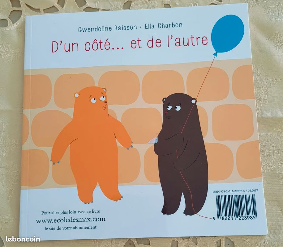 Livre pour enfant d'un côté.... Et de l'autre (image 2)