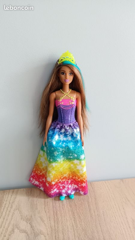 Poupée Barbie (image 1)
