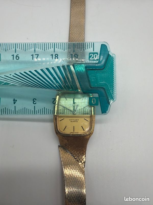 Montre Tissot Stylist Quartz vintage dorée - À restaurer - Pièce collection (image 10)