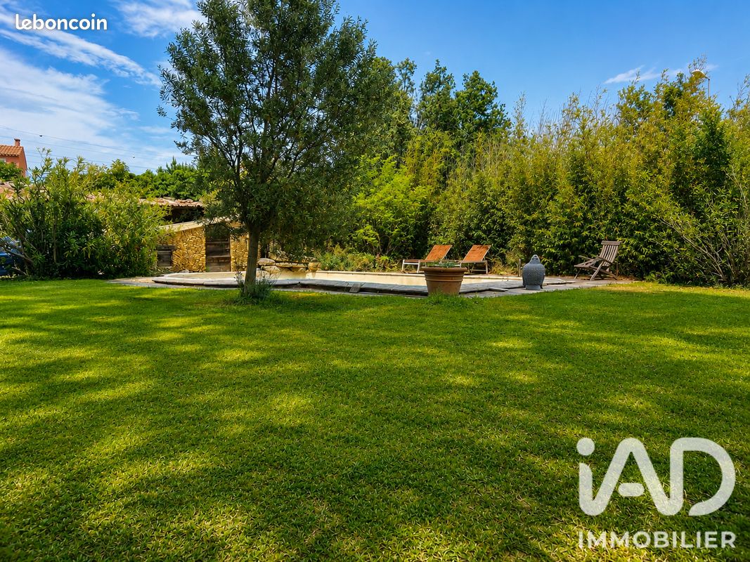 Terrain 401 m² · à Salon-de-Provence · 401 m² · 178 000 €