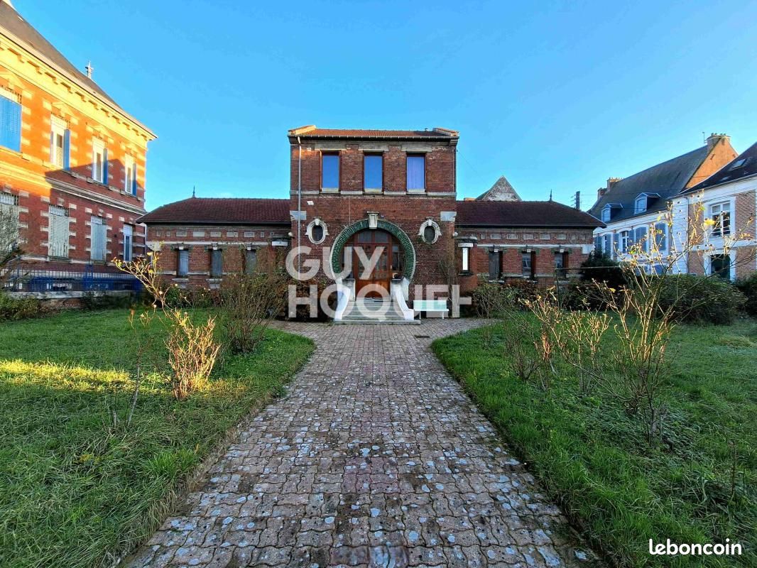 Maison 7 pièces 180 m² · à Doullens · 180 m² · 239 000 €