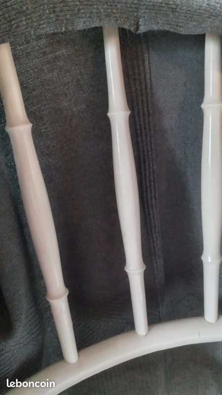 4 Chaises de Cafe (image 6)