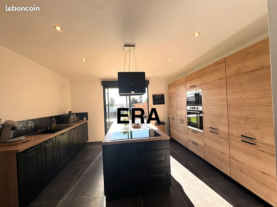 Maison 8 pièces 152 m² · à Audruicq · 152 m² · 283 500 €