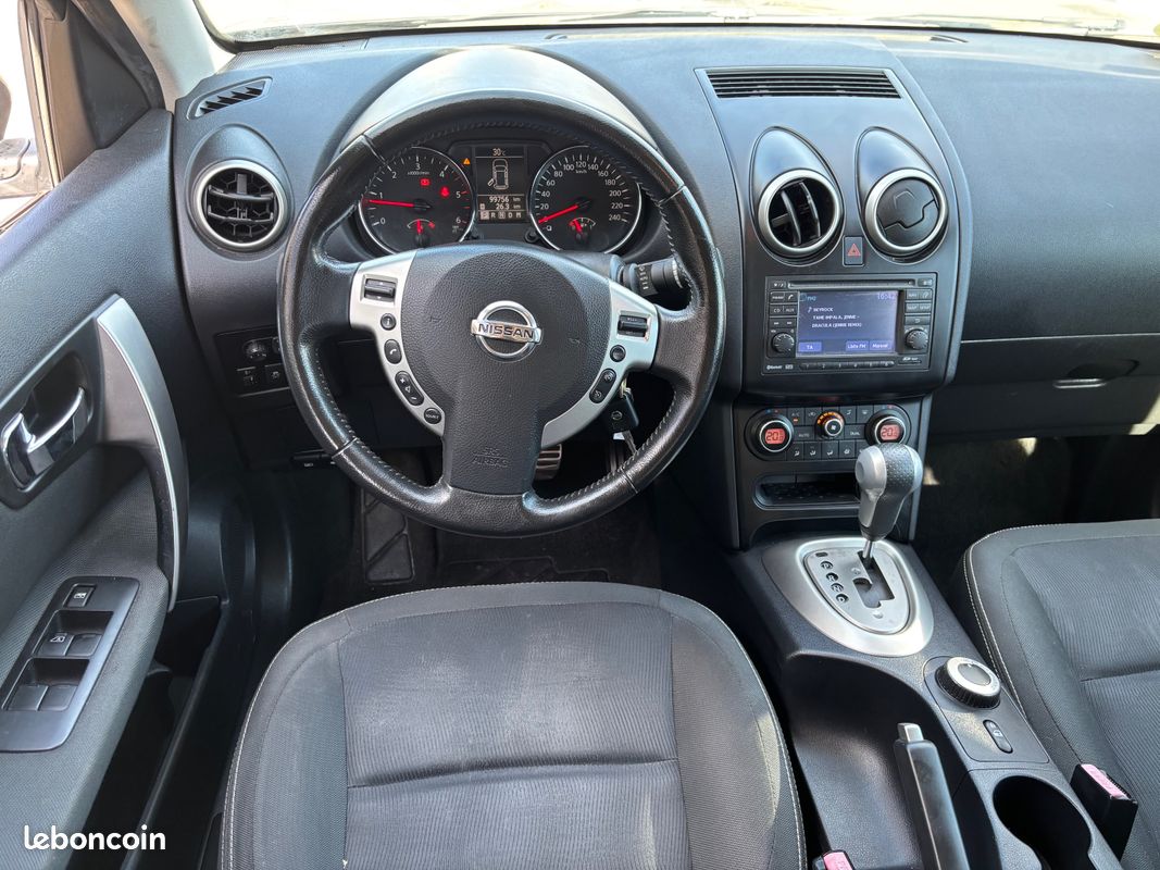 Nissan Qashqai 2.0 dCi 150ch Connect Edition 4X4 All-Mode BVA (image 4)