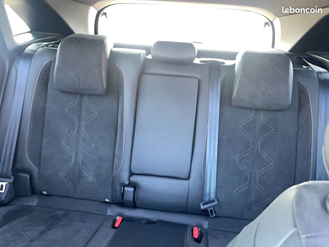 DS DS7 Crossback Hybride 300 E-Tense EAT8 4x4 Performance Line (image 23)