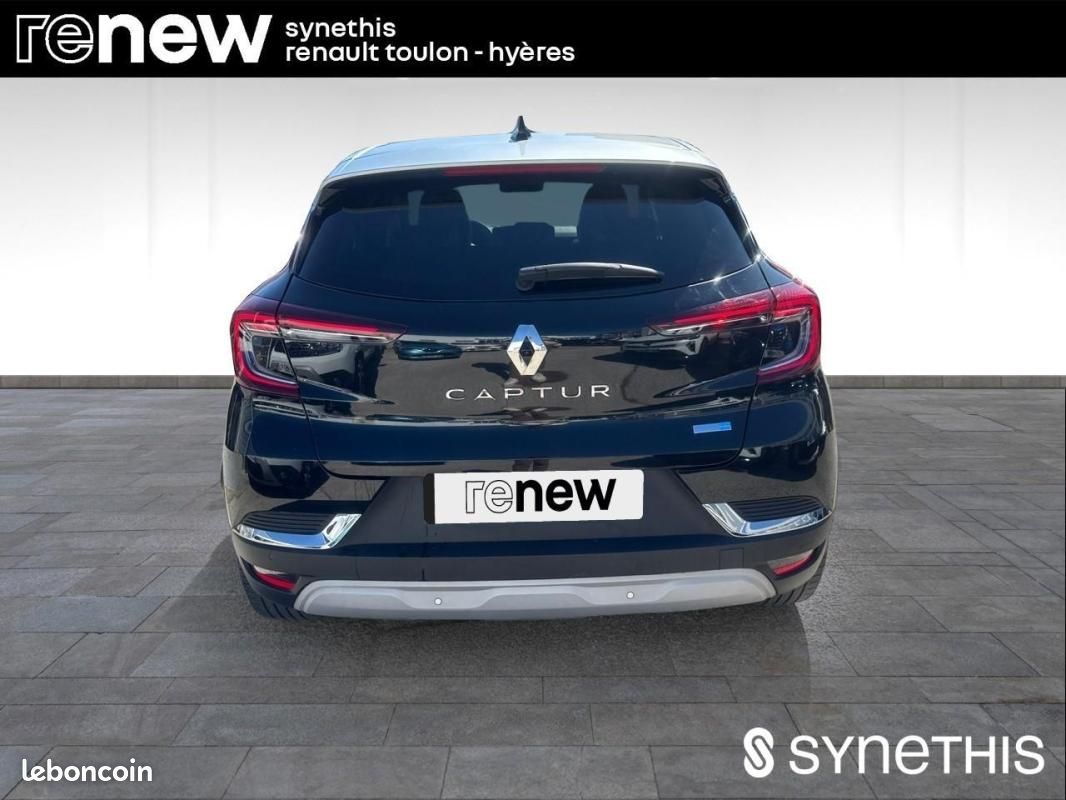 Renault Captur E-Tech 145 - 21 Intens (image 17)