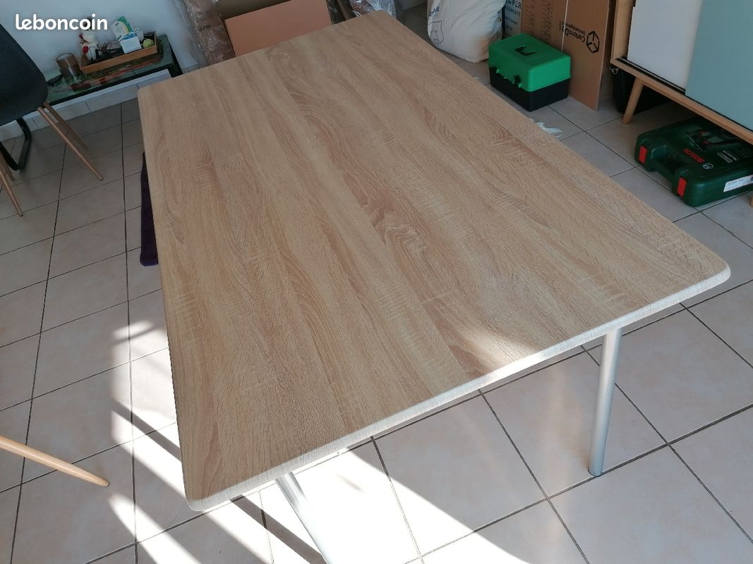 Table et 6 chaises (image 1)