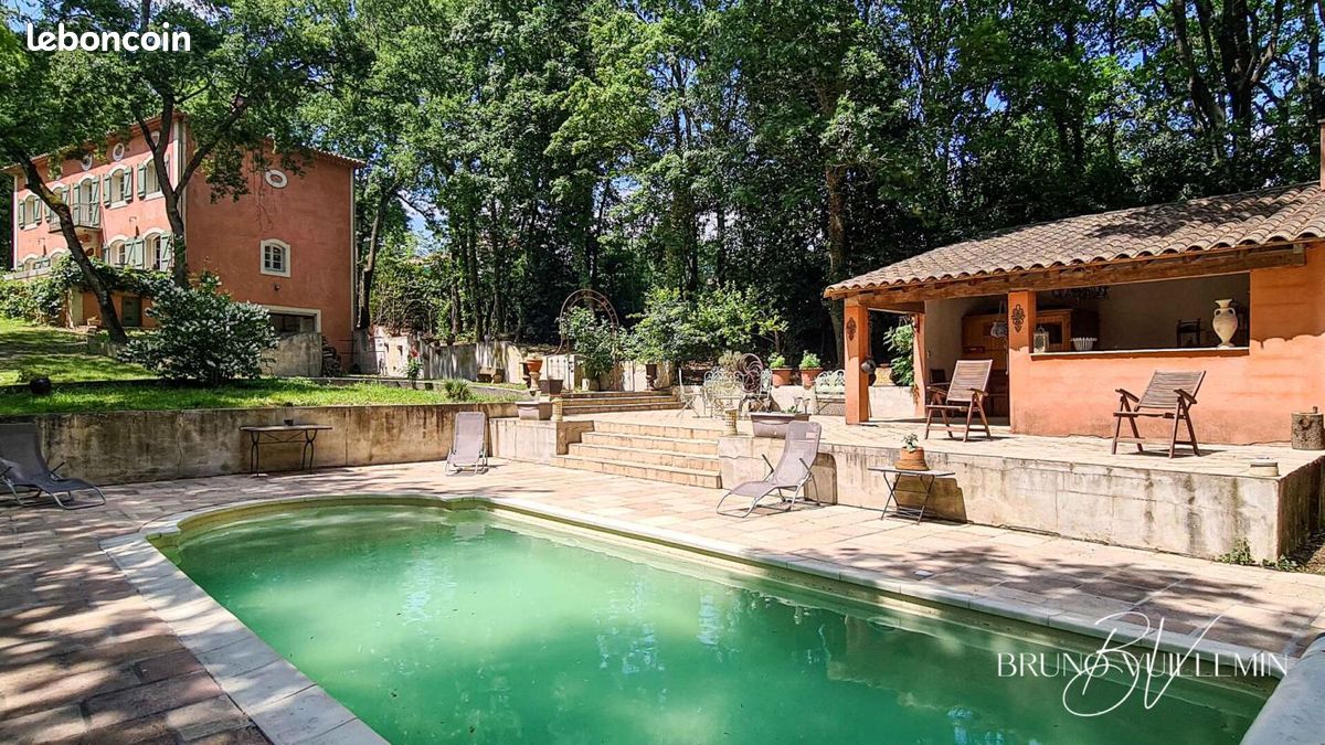 Maison 8 pièces 206 m² · à Carcassonne · 206 m² · 599 000 €