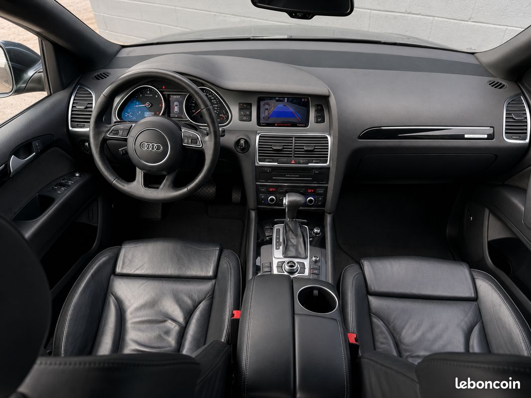 AUDI Q7 3.0 V6 TDI 245ch S line / 7 places 174000KM / GARANTIE (image 4)