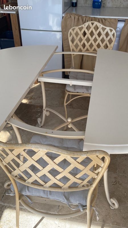 Table ronde plus cinq chaises, fer forgé (image 3)