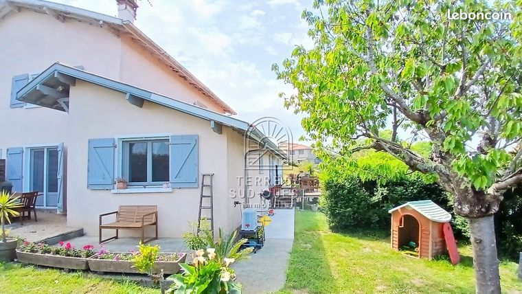 Maison 5 pièces 145 m²