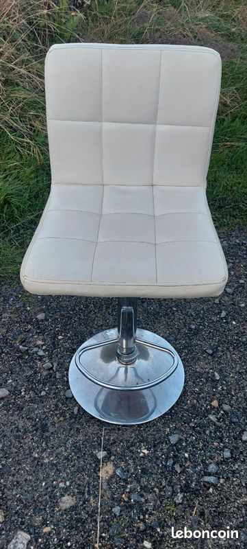 Tabouret de bar (image 1)