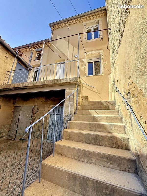 Maison 5 pièces 90 m² · à Pujaut · 90 m² · 960 €/mois
