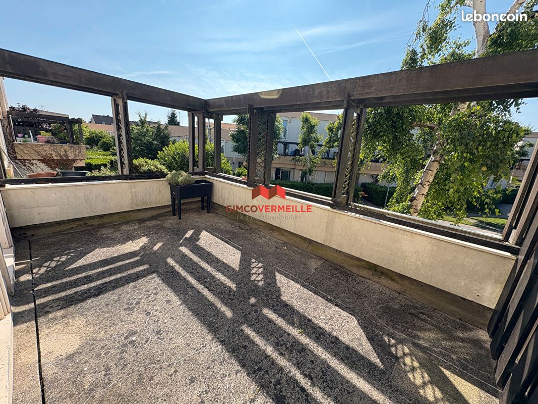 Appartement 3 pièces 71 m² · à Montigny-le-Bretonneux · 71 m² · 1 335 €/mois