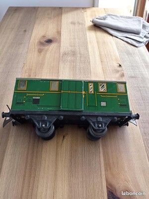 Ancien train wagon tôle - Jouet vintage collection (image 1)