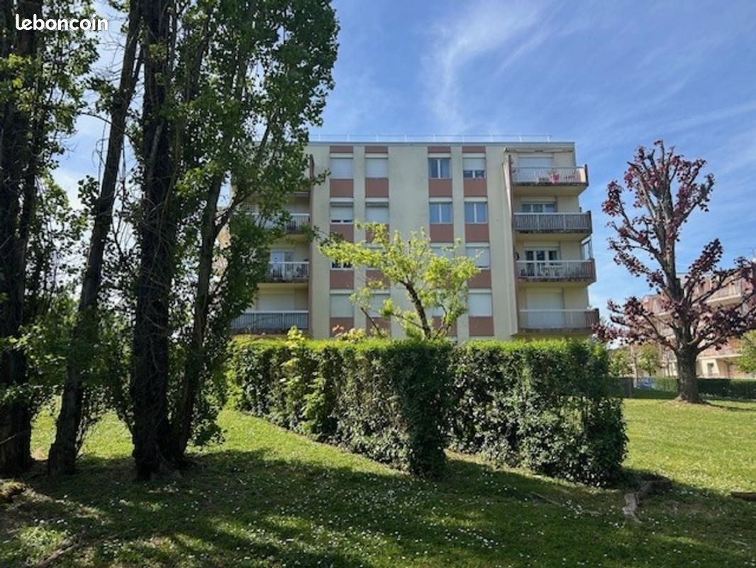 Appartement 1 pièce 33 m² · à Auxerre · 33 m² · 63 000 €