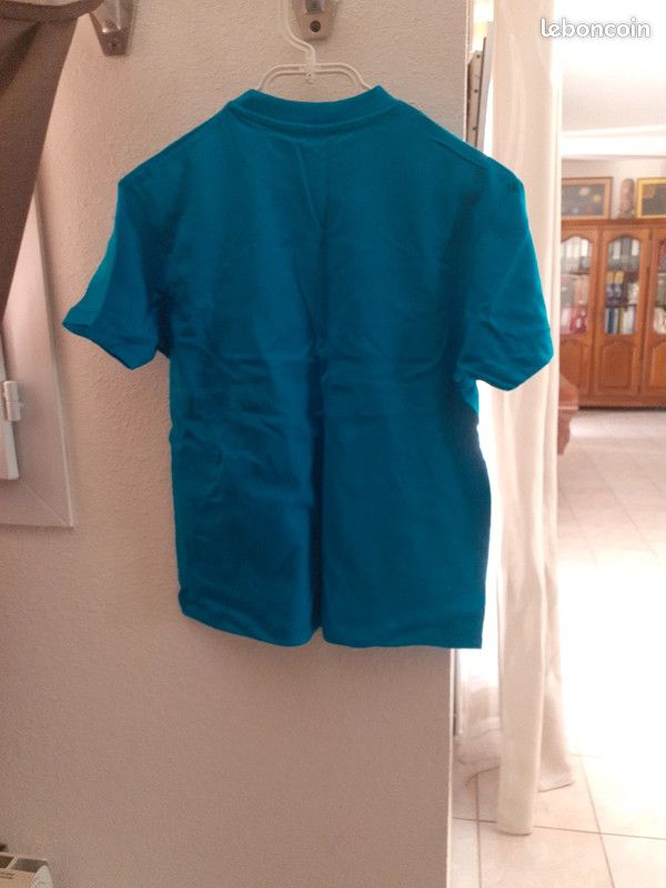 T-shirt (image 2)