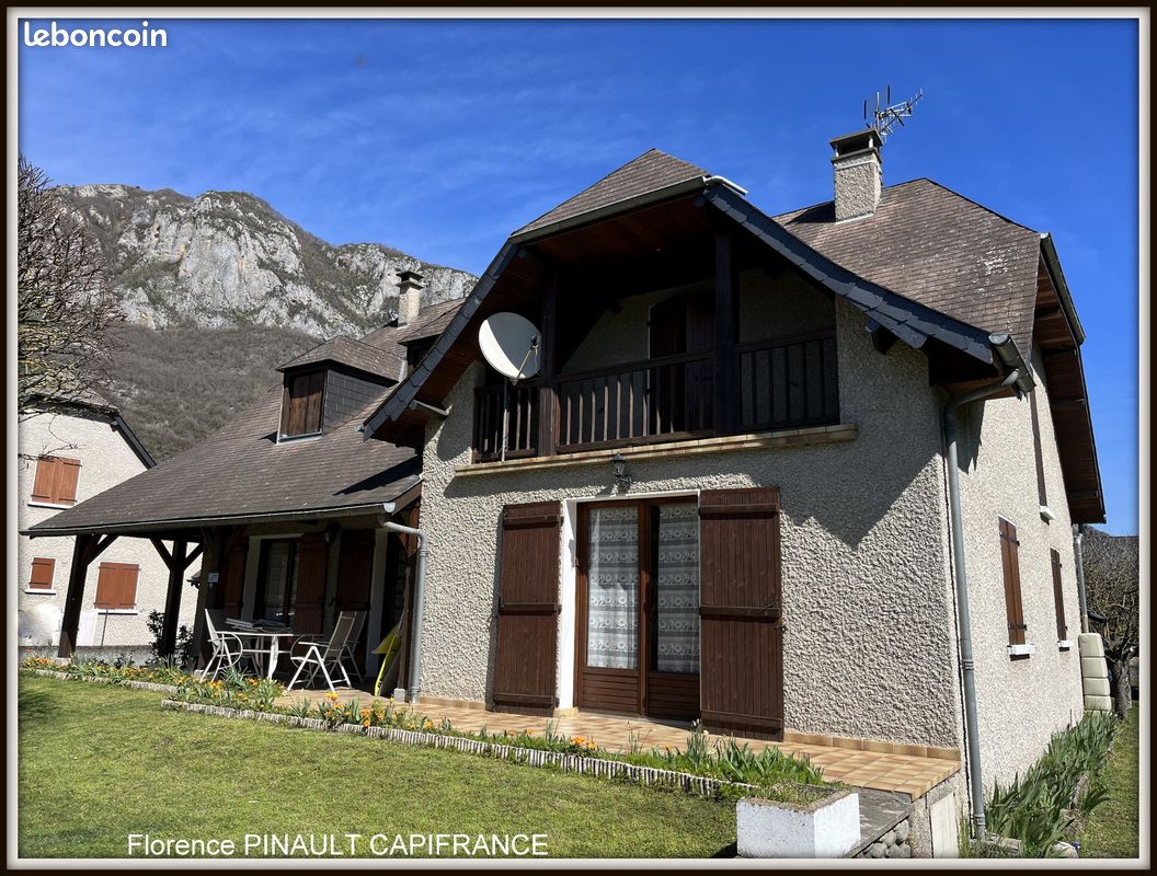 Maison 8 pièces 190 m² · à Agos-Vidalos · 190 m² · 284 875 €