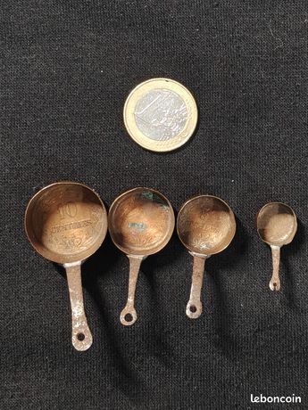 MAISON DE POUPÉE en bois, maison de poupée Miniature cadeaux de fête EUR 34,16 - FR