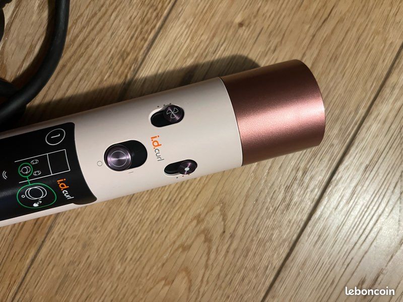 Vendu. Dyson airwrap i.d rose (image 3)