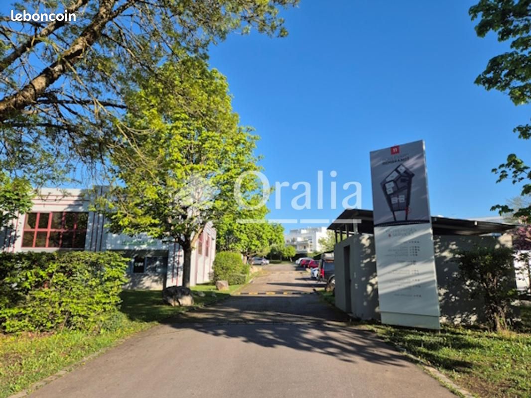 Parking 12 m² · à Dijon · 12 m² · 64 €/mois