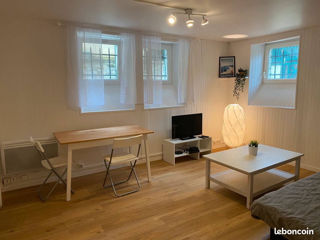T2 meublé Biarritz de sept à juin - Biarritz 64200 (image principale 0)