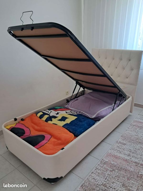 Matelas et le lit (image 2)