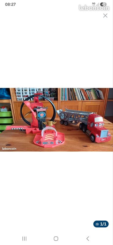 Lanceur voiture super looping 
Mack camion remorque 
CARS (image 1)