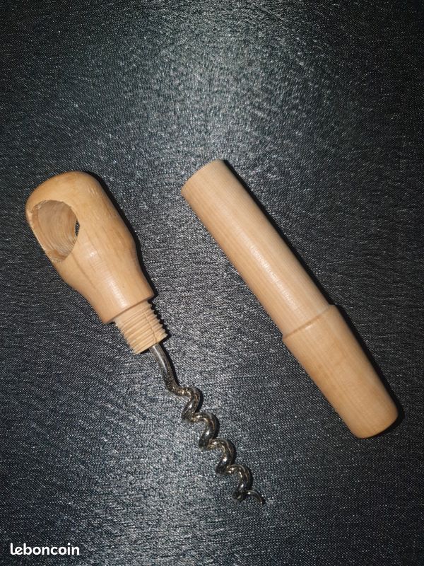 Tire bouchon sommelier en bois (image 2)