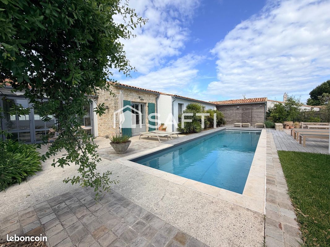 Maison 6 pièces 162 m² · à Loix · 162 m² · 1 490 000 €