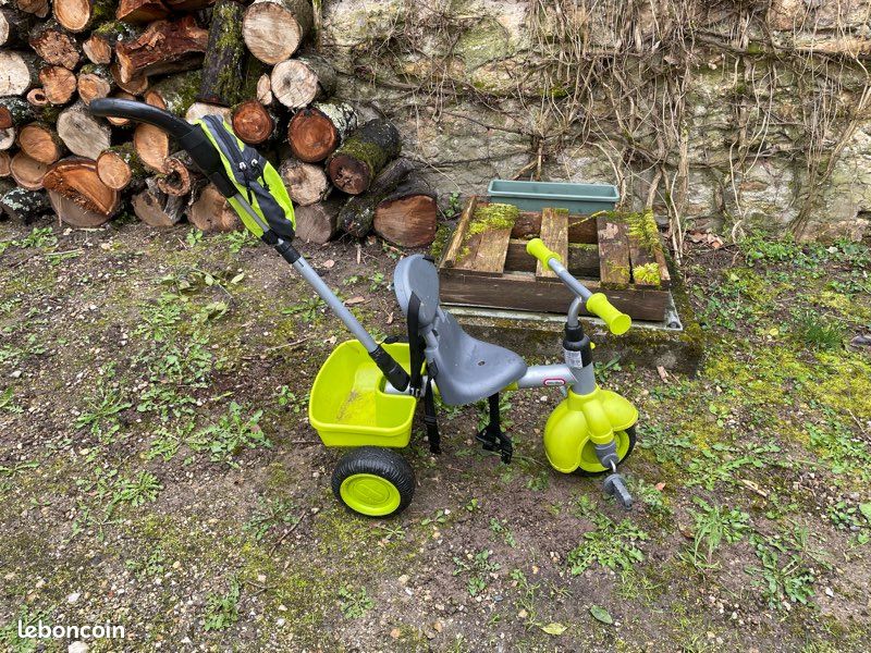 Tricycle d’apprentissage (image 1)