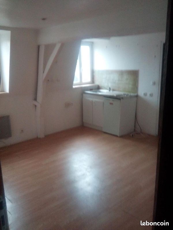 Appartement 3 pièces 32 m² · à Croix · 31,7 m² · 596 €/mois