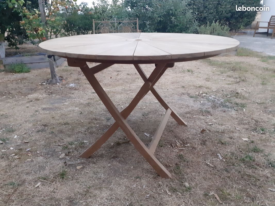 Table de jardin pliable en teck massif (image 1)