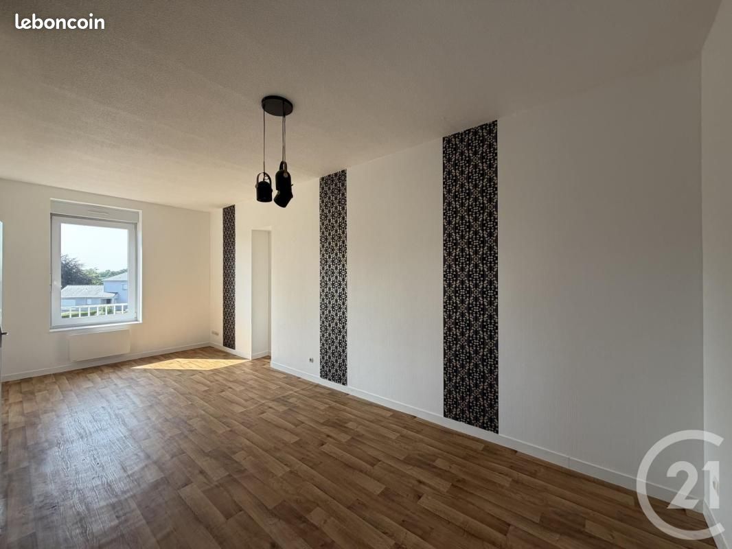 Appartement 5 pièces 94 m² · à Passais Villages · 94 m² · 620 €
