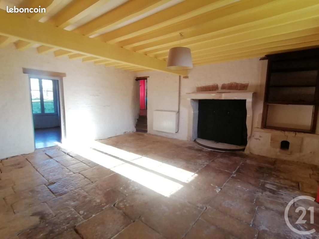 Maison 12 pièces 343 m² - Valdelaume 79110 Pioussay (image principale 7)