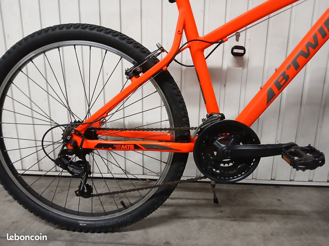 Vélo Btwin 340 - Très Bon état - VTC Polyvalent Decathlon