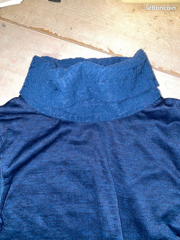 3 sous pull de ski 8/10 ans (image 2)