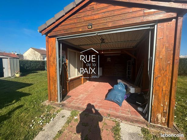https://img.leboncoin.fr/api/v1/lbcpb1/images/87/77/3e/87773e8bd47729e5416146a911a17df4276f2d16.jpg?rule=ad-image