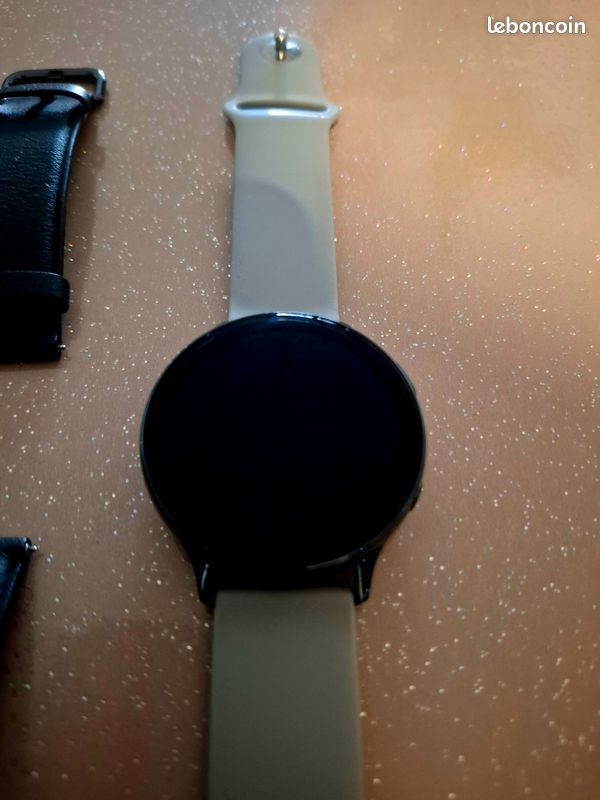 Samsung galaxy watch active 2 (image 2)